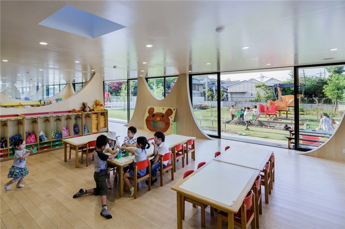 日本埼玉幼兒園教室裝修設計